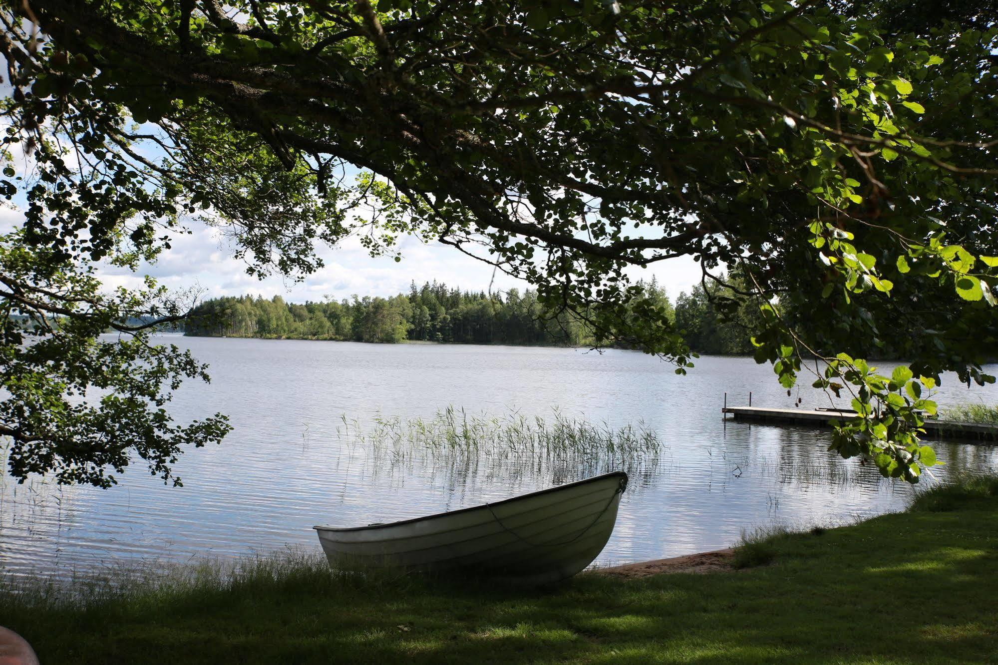 Отель Backa Loge - Semesterparadiset Sjon Fegen Svanabo Экстерьер фото