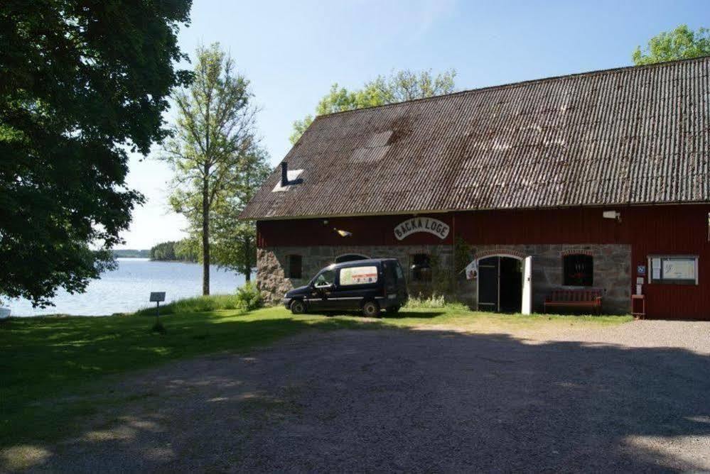 Отель Backa Loge - Semesterparadiset Sjon Fegen Svanabo Экстерьер фото